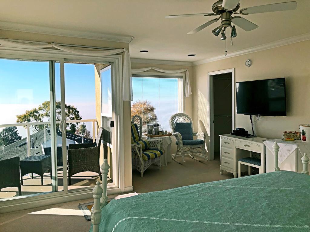 Star Of The Sea Guest House White Rock Exterior photo